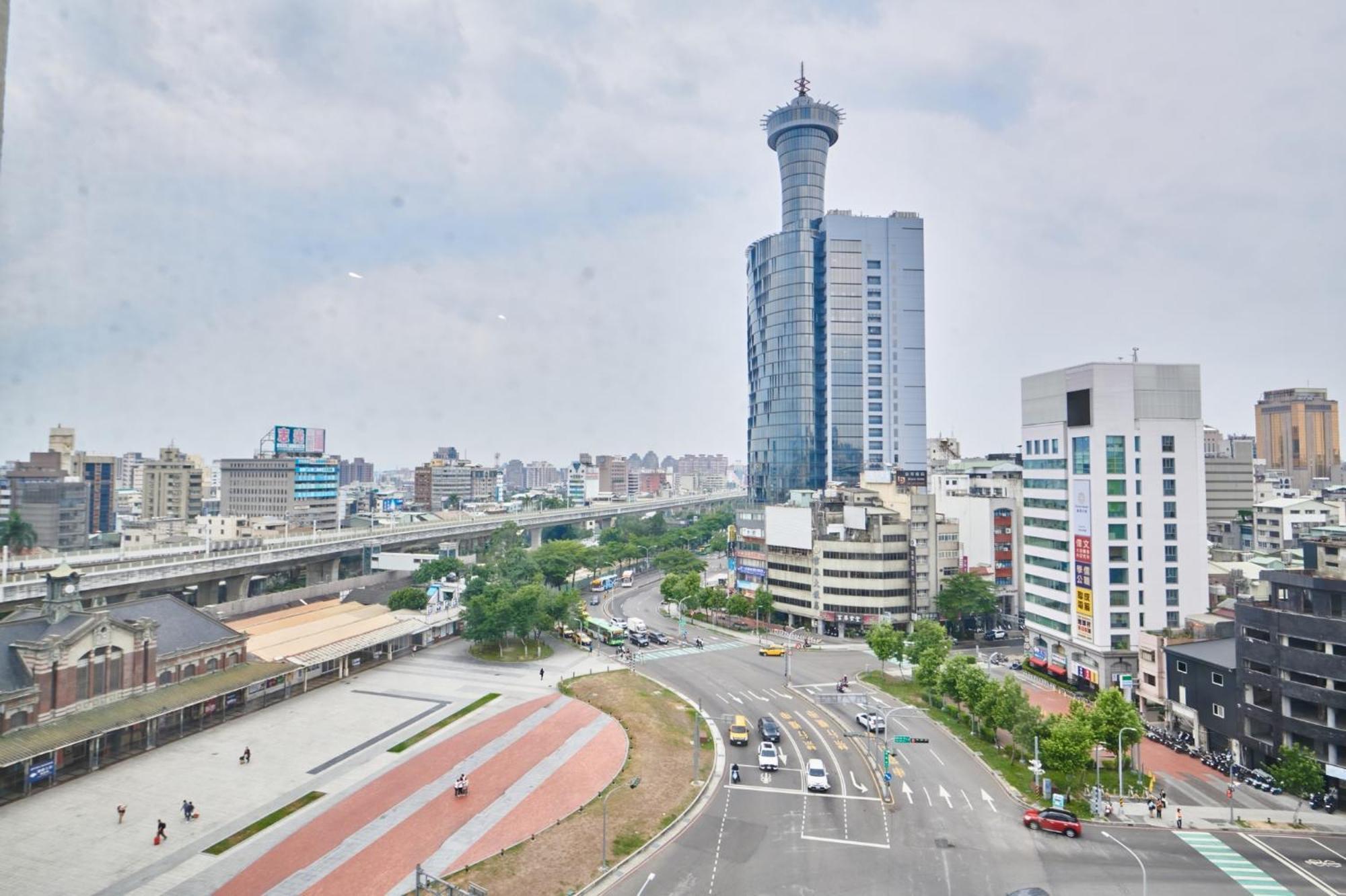 Butler Hotel Taichung Exterior foto